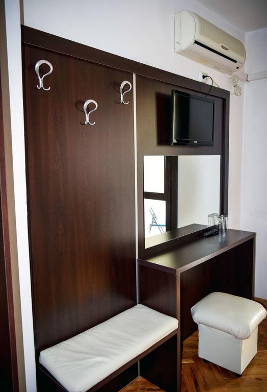Private Rooms Trakiets Pomorie Bagian luar foto